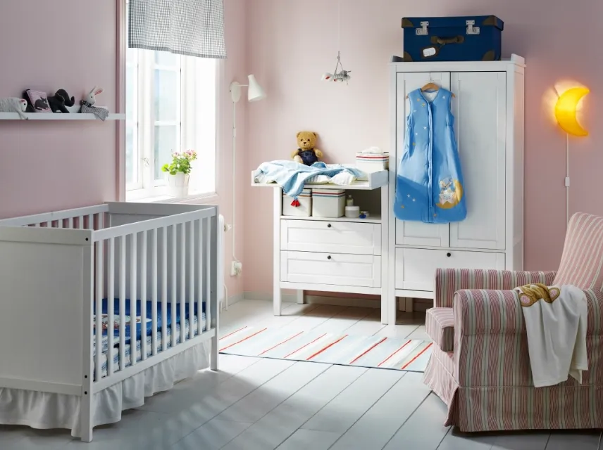 arredamento country chic per neonata dal catalogo Ikea