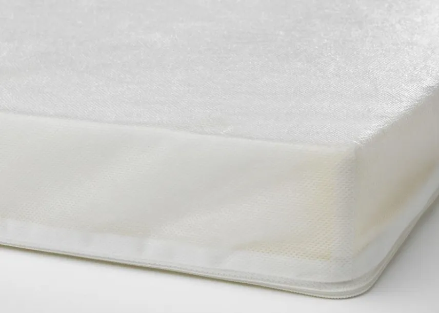 Da Ikea ci sono anche i materassi per lettini neonati?